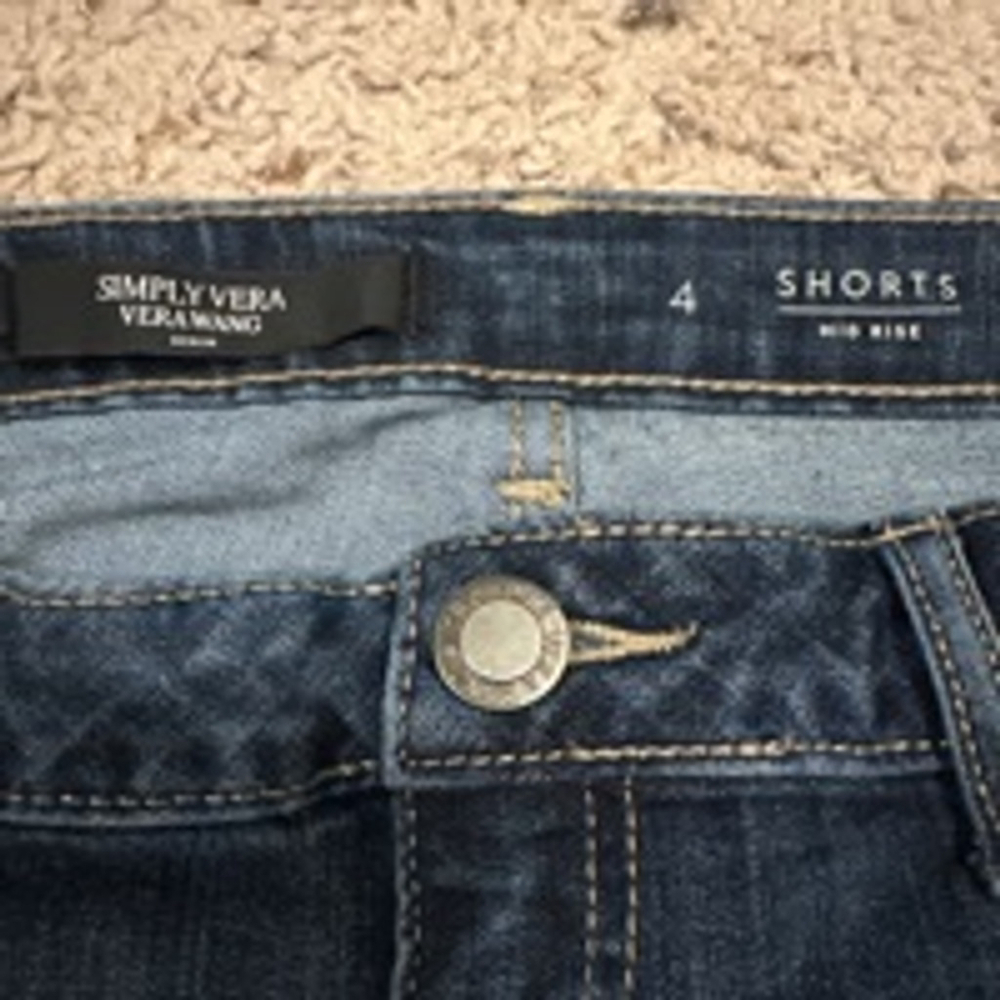 Women's Simply Vera Vera Wang Denim Shorts Size 4 Blue - Picture 3 of 7
